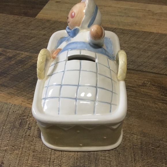 Baby Bank - Picture 3 of 5